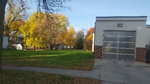 Convenience Store, Gas & Car Wash: 631 N 6th St, Montevideo, MN 56265